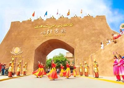 5 Days Kashgar In-depth Tour: Kashgar to Tashkurgan via Pamir Highway