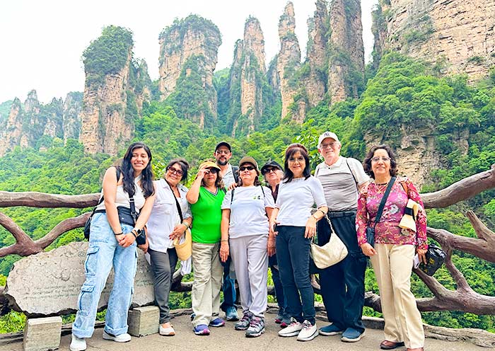 7 Days Chengdu Zhangjiajie Tour: Pandas & Avatar Mountains - 1